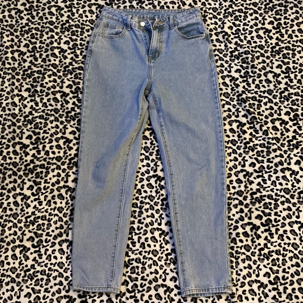 Light wash jeans
